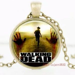 💰Firm💰 Walking Dead Circular Necklace